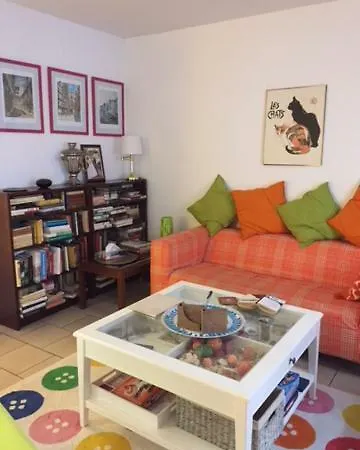 Chez Jackie Apartment *